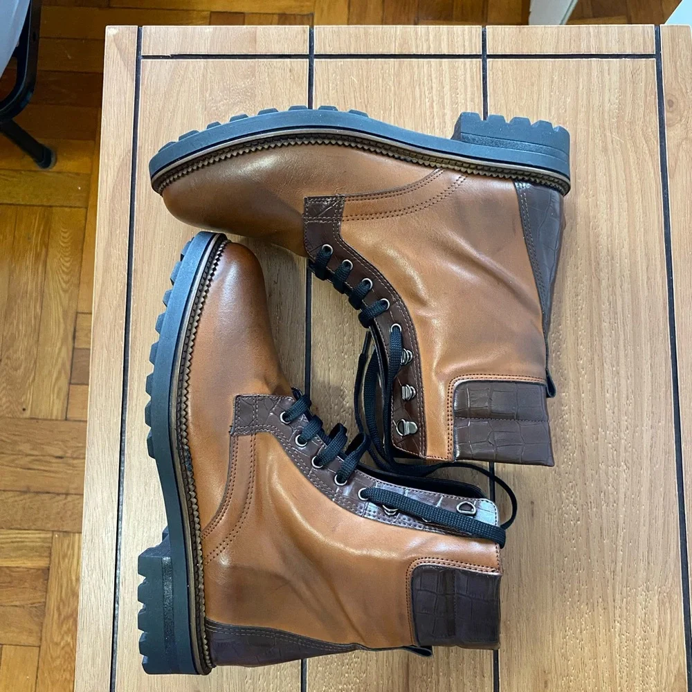 NWOT DIVINE FOLLIE Leather boots Made in Italy - Size 36 - Picture 4 of 8
